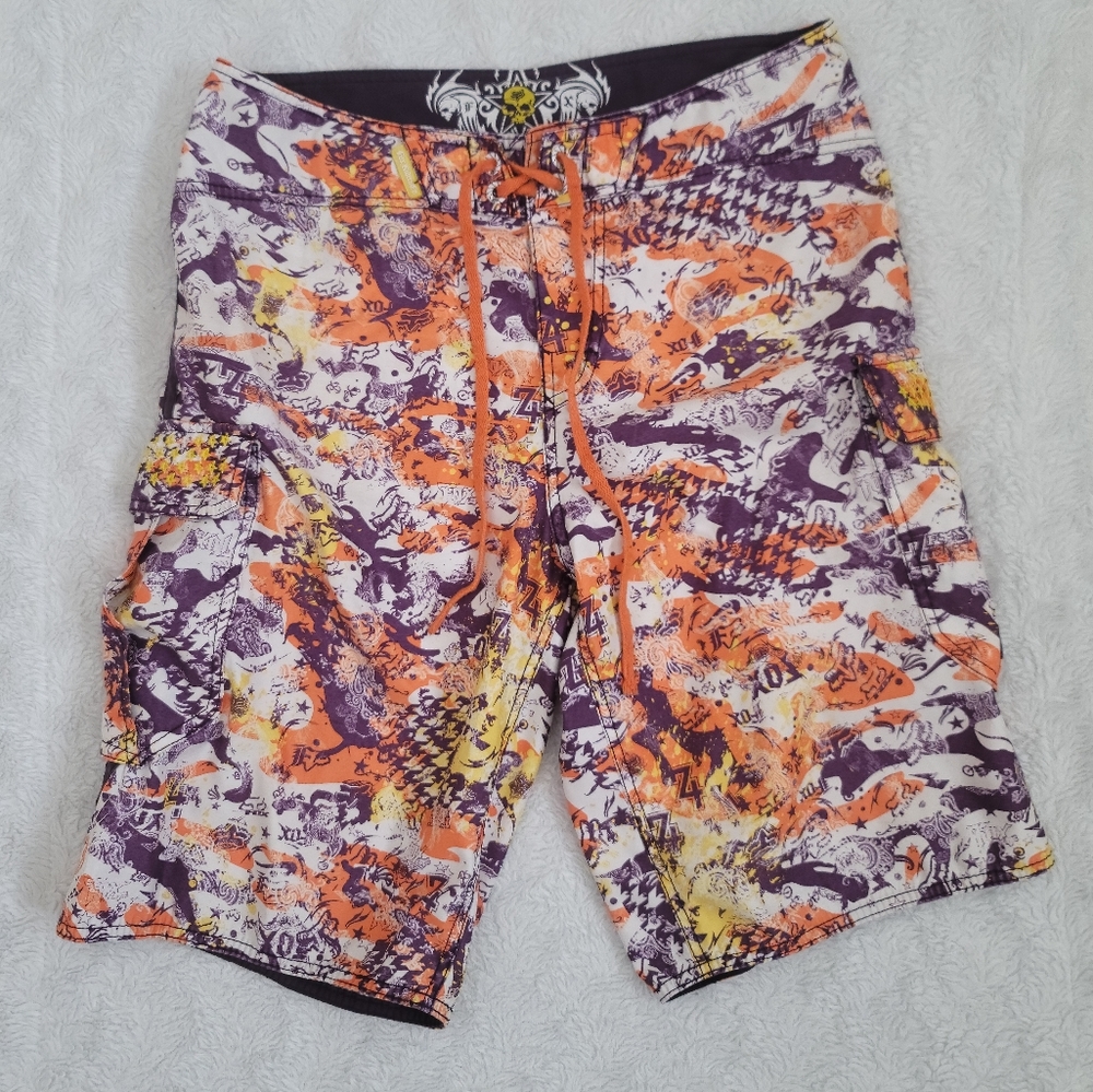 Vintage/ Fox Men's Board shorts/ size 34